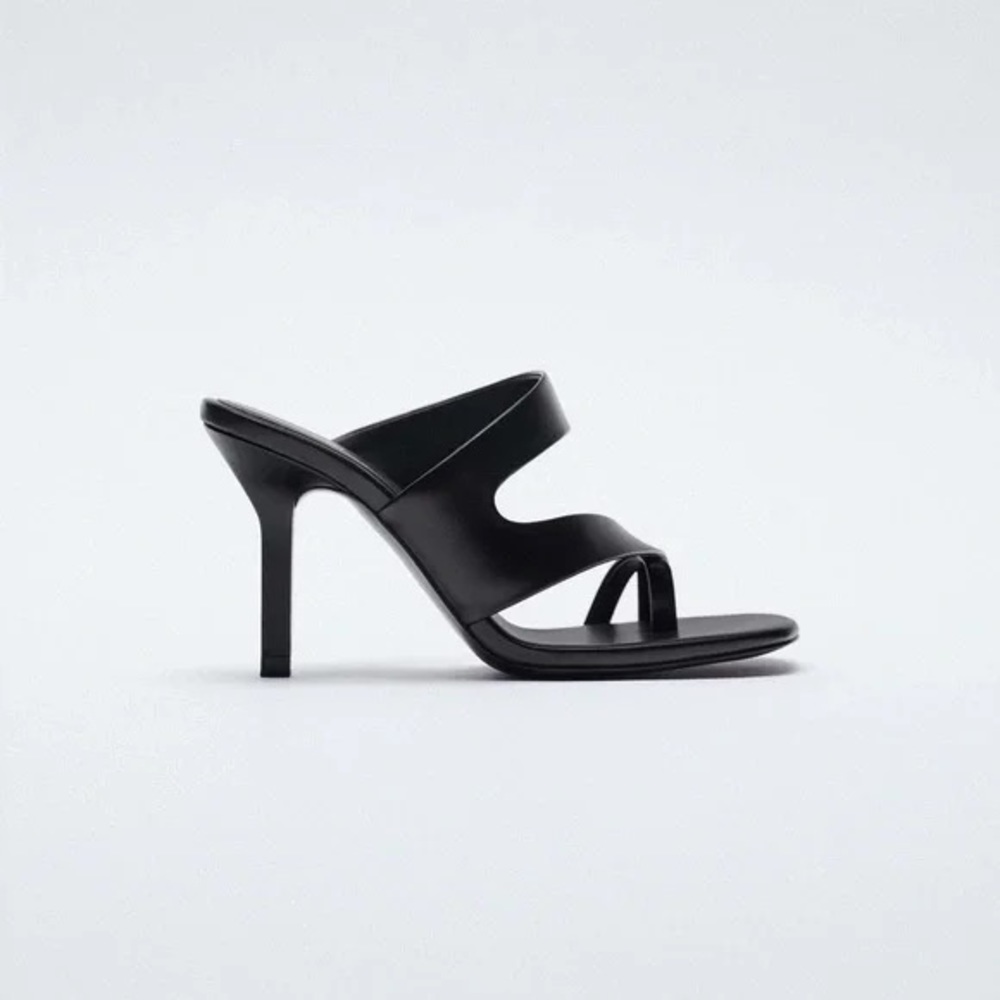 Zara leather sandals 9 us NWT